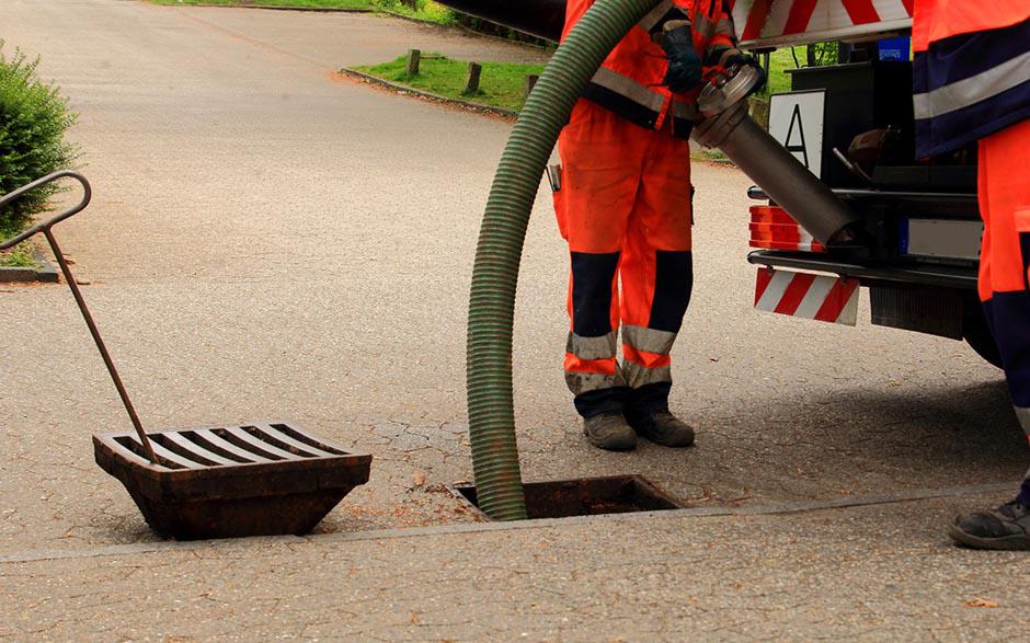 travaux assainissement Le Plessis-Brion